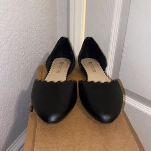 Black Scalloped Flats
